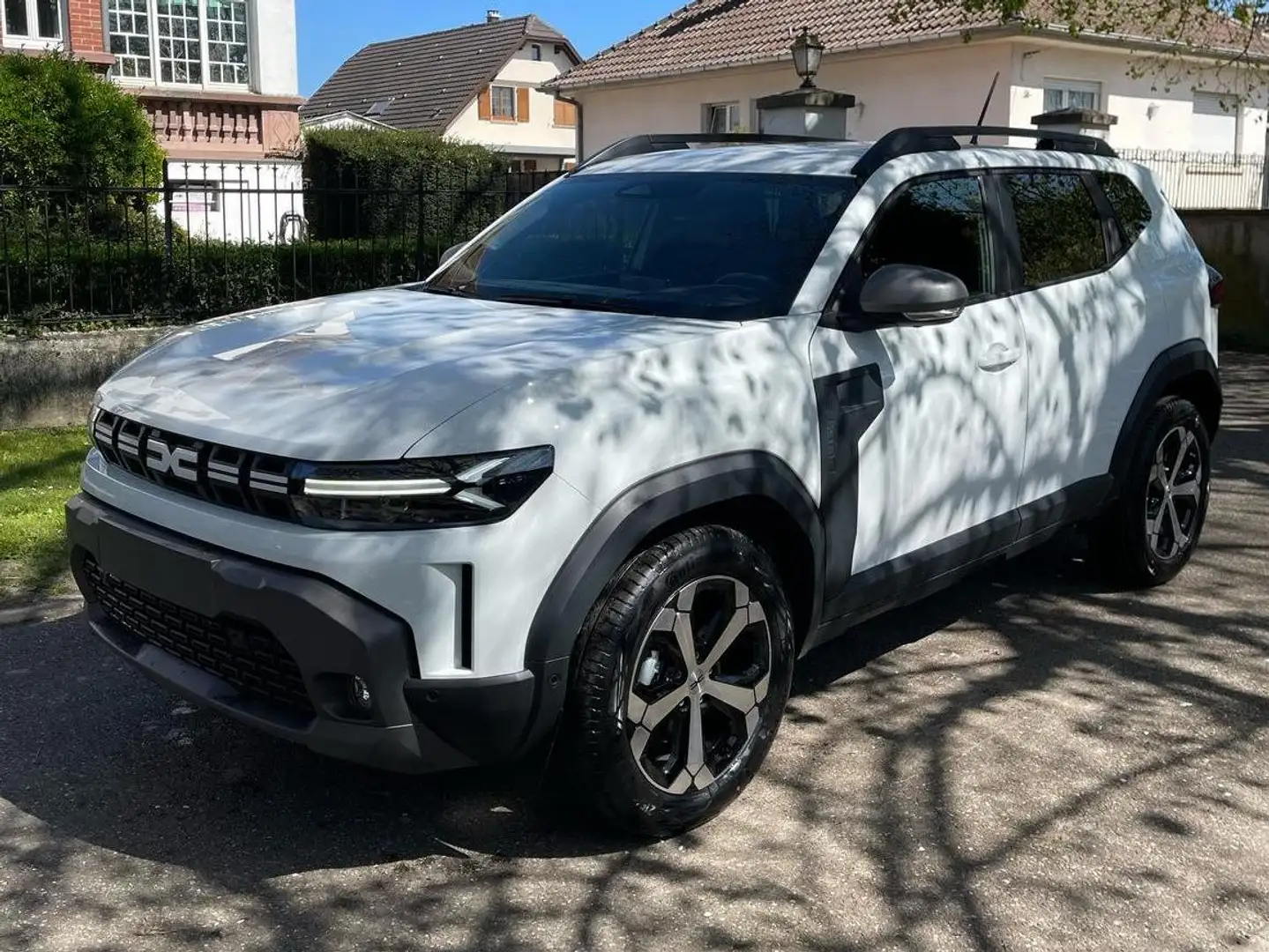 Dacia Duster JOURNEY 4X4 TCE 130 MILD HYBRID Vert - 2