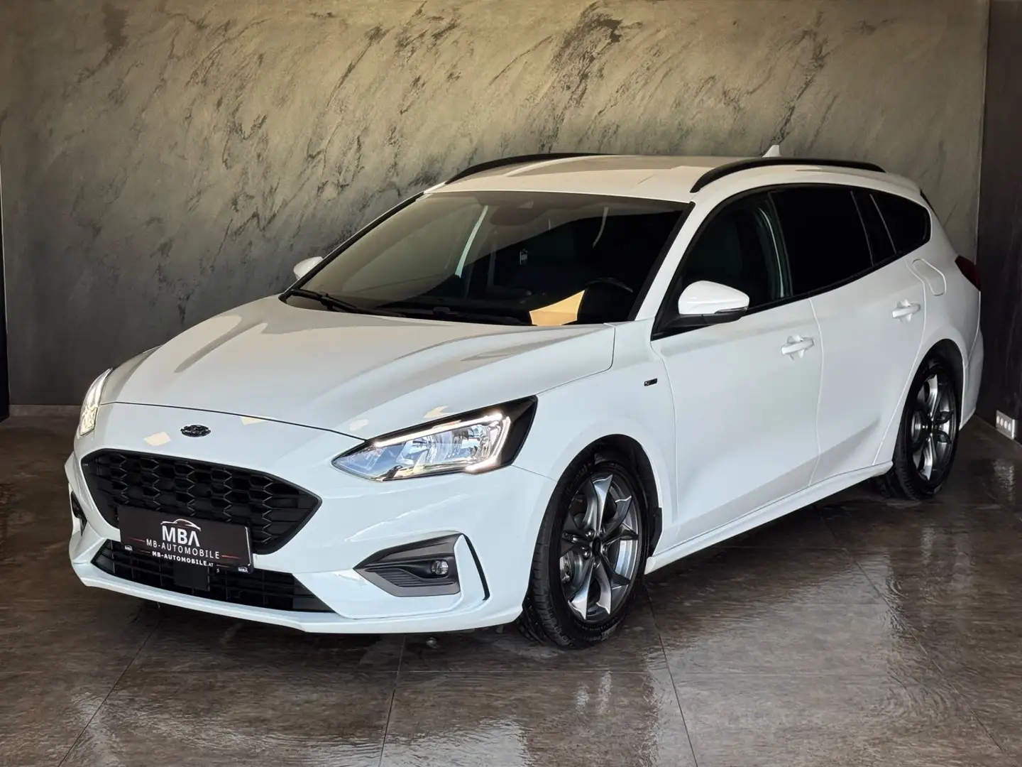 Ford Focus 1.5 EcoBlue ST-Line | ACC | LED | AHK | mtl. ab 1 Weiß - 1