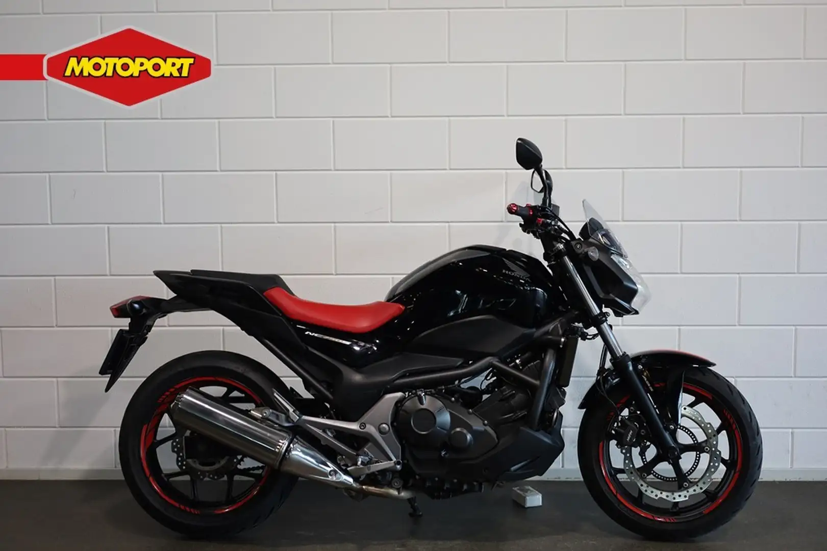 Honda NC 750 S Rojo - 1