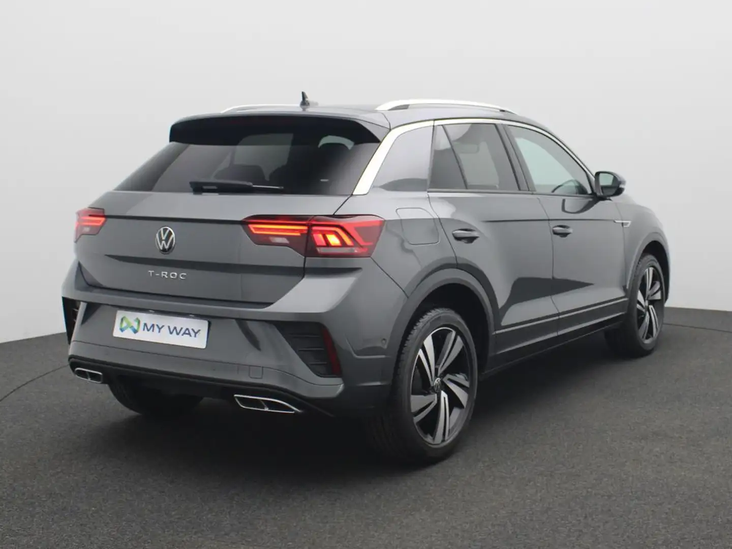 Volkswagen T-Roc R-Line 1.5 TSI 150 PK DSG-7 / ACC / Camera / Apple Grigio - 2