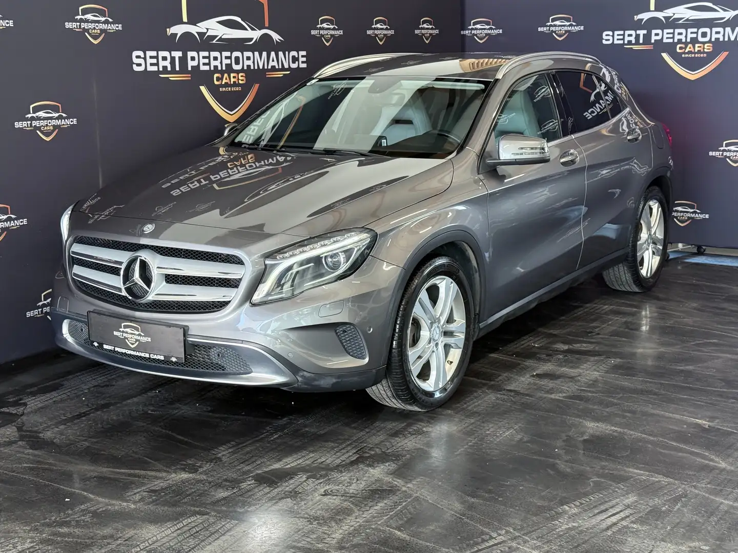 Mercedes-Benz GLA 200 GLA 200 CDI Grau - 1