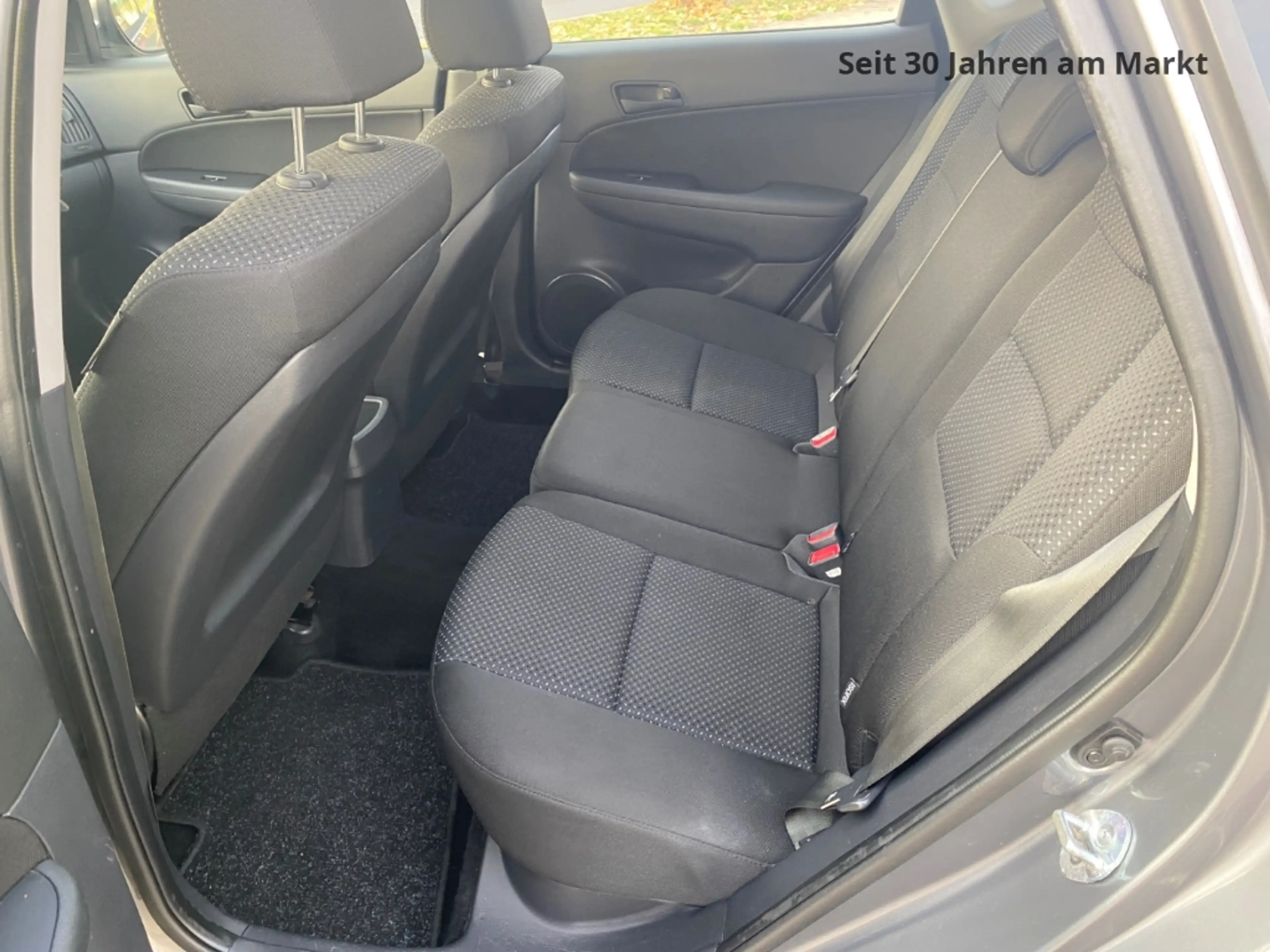 Hyundai i30 Classic 1.4, Klima, Sitzheizung, Alus, — photo 9