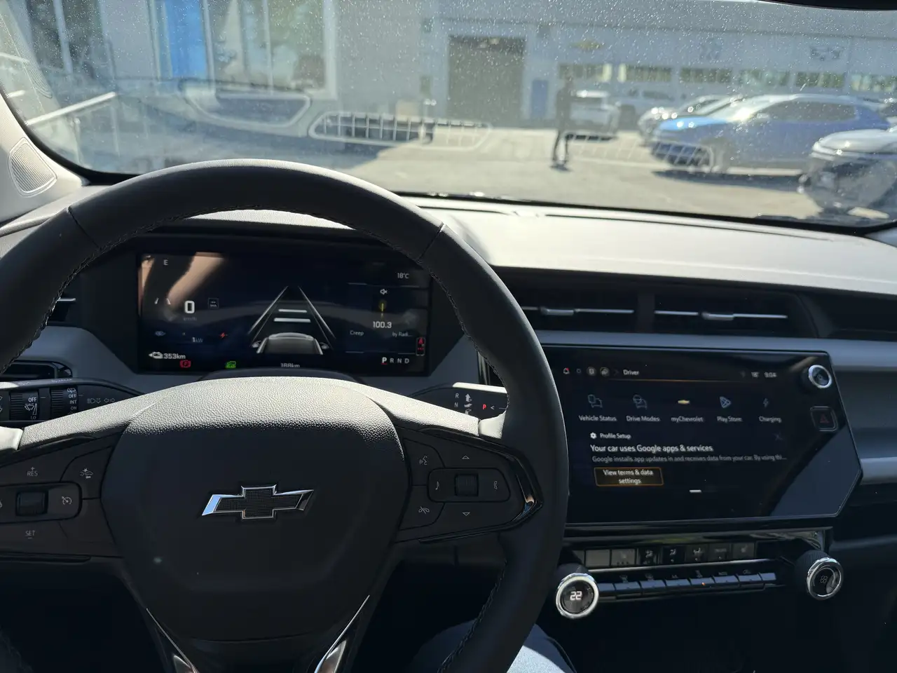 Chevrolet Bolt photo Chevrolet Bolt