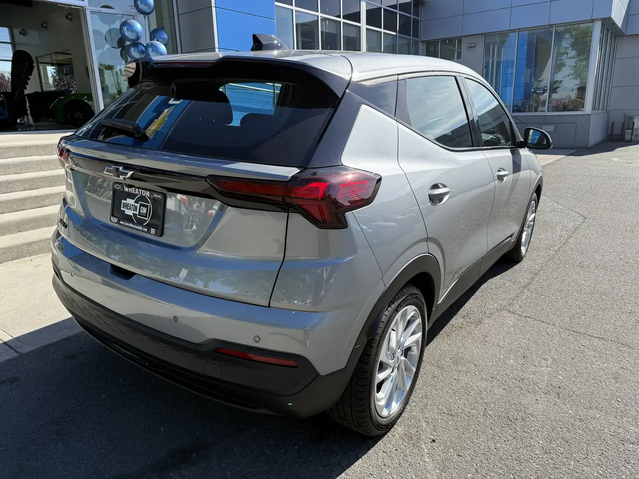 Chevrolet Bolt photo Chevrolet Bolt