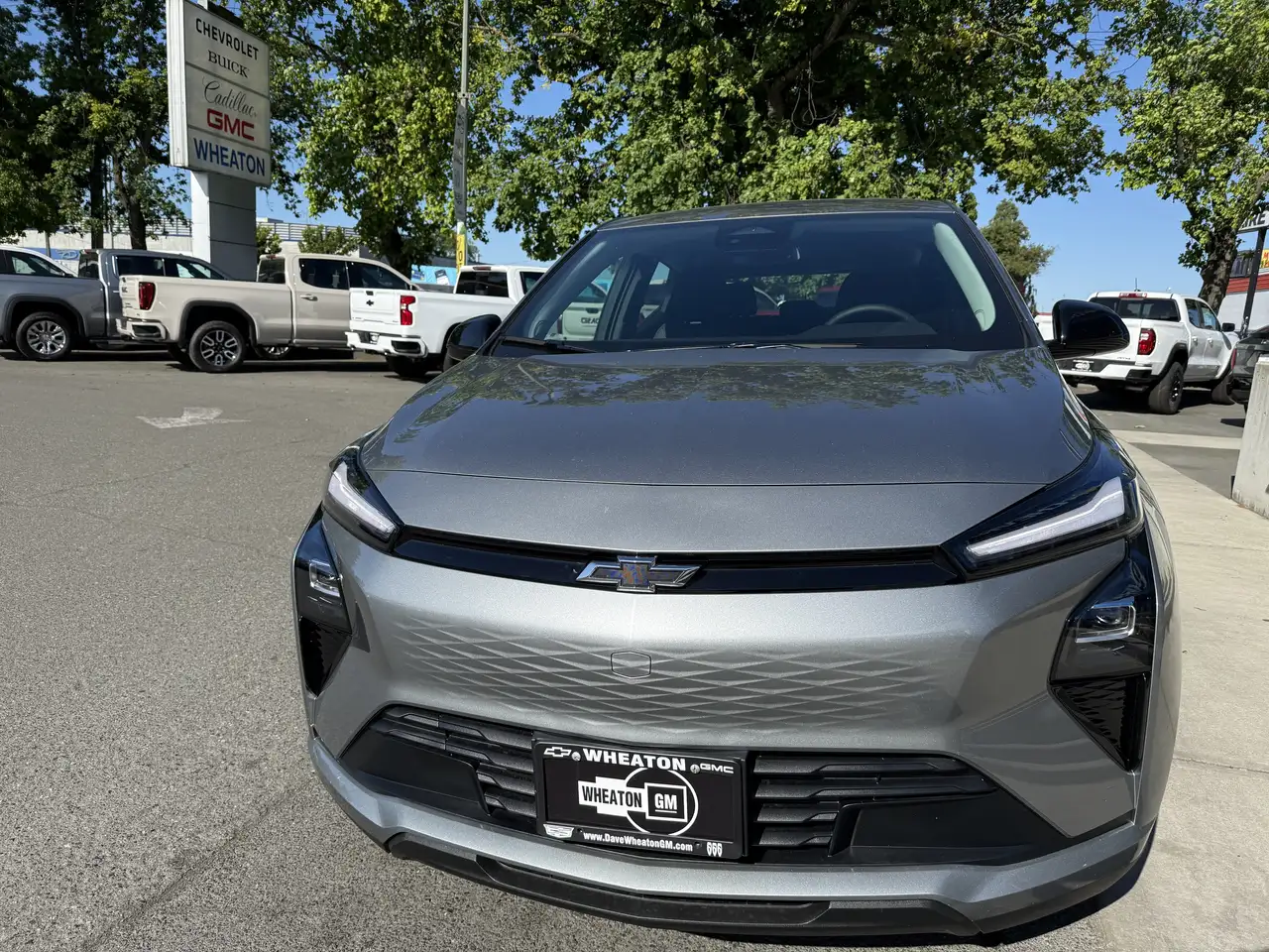 Chevrolet Bolt photo Chevrolet Bolt