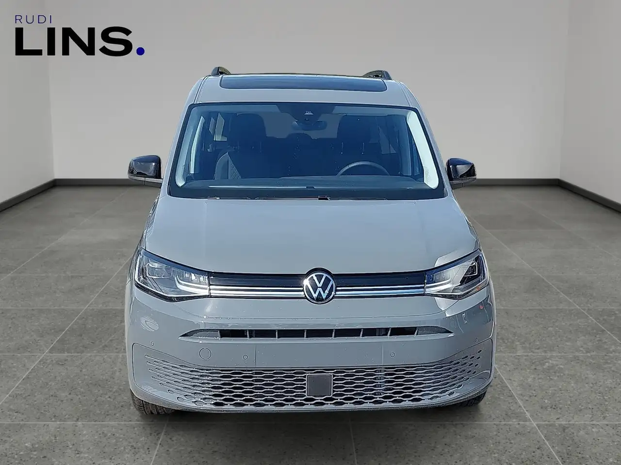Volkswagen Caddy Dark Label Maxi TSI 8