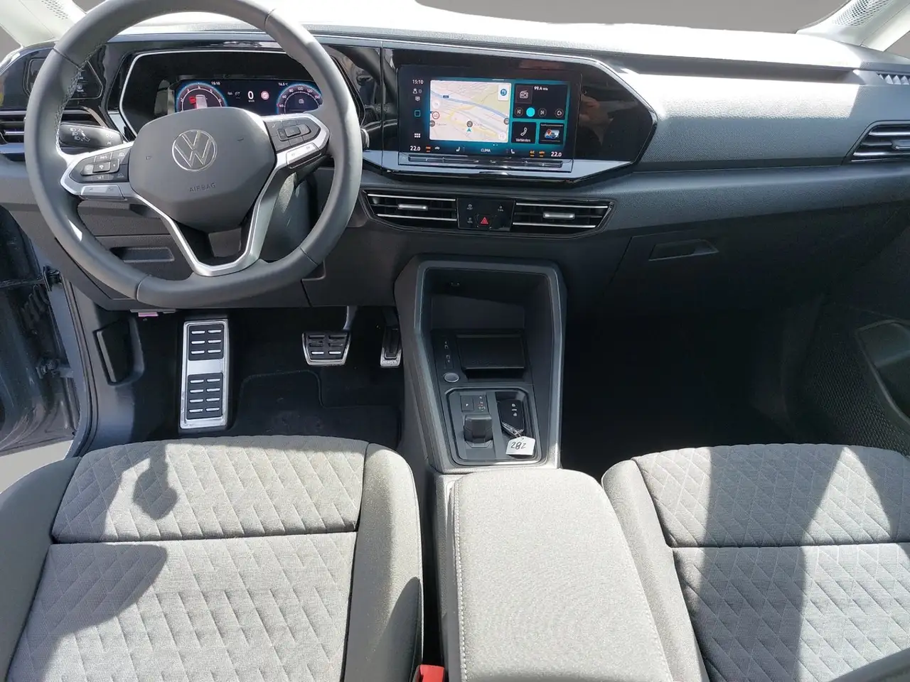 Volkswagen Caddy Dark Label Maxi TSI 10