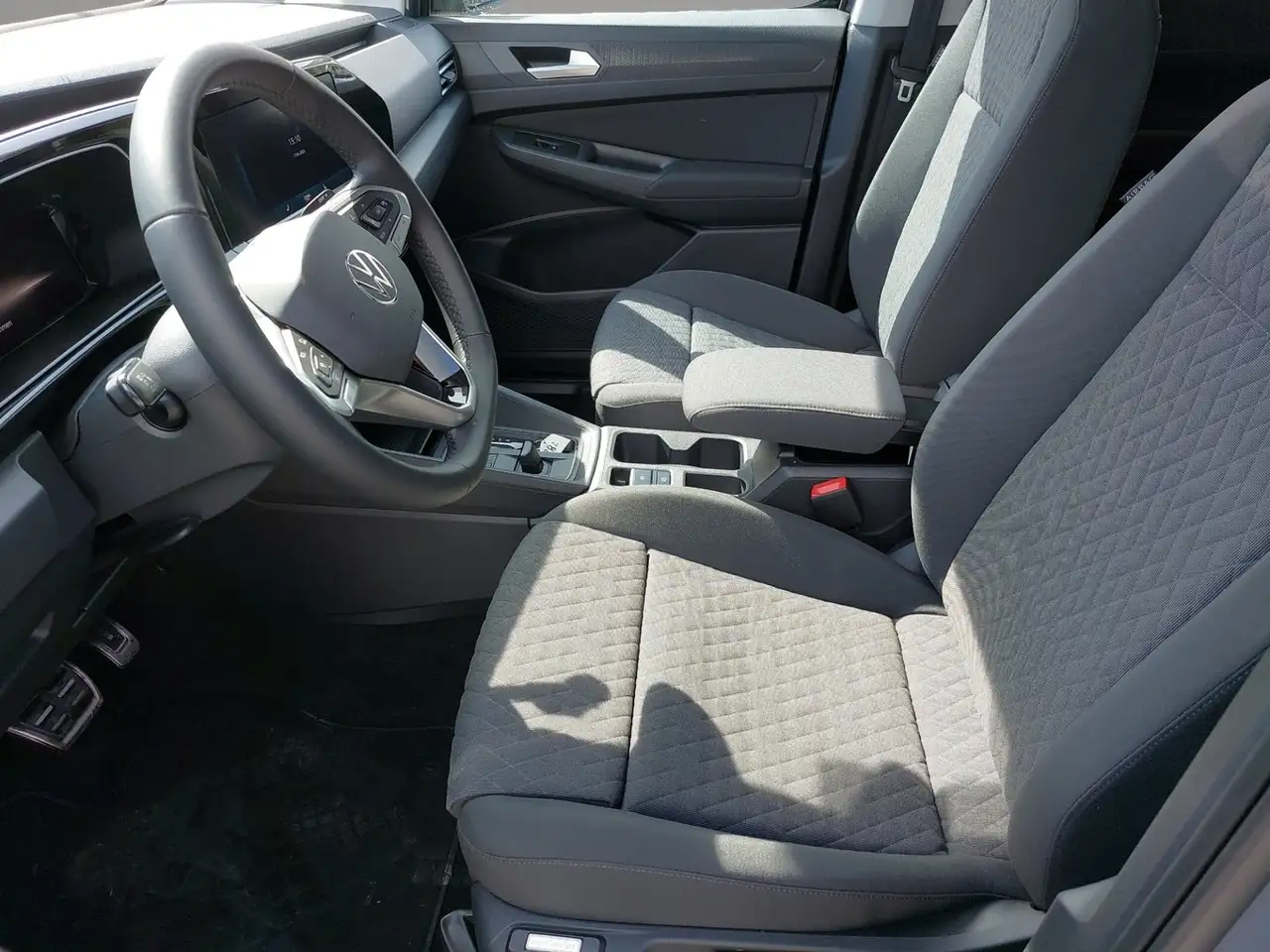 Volkswagen Caddy Dark Label Maxi TSI 9