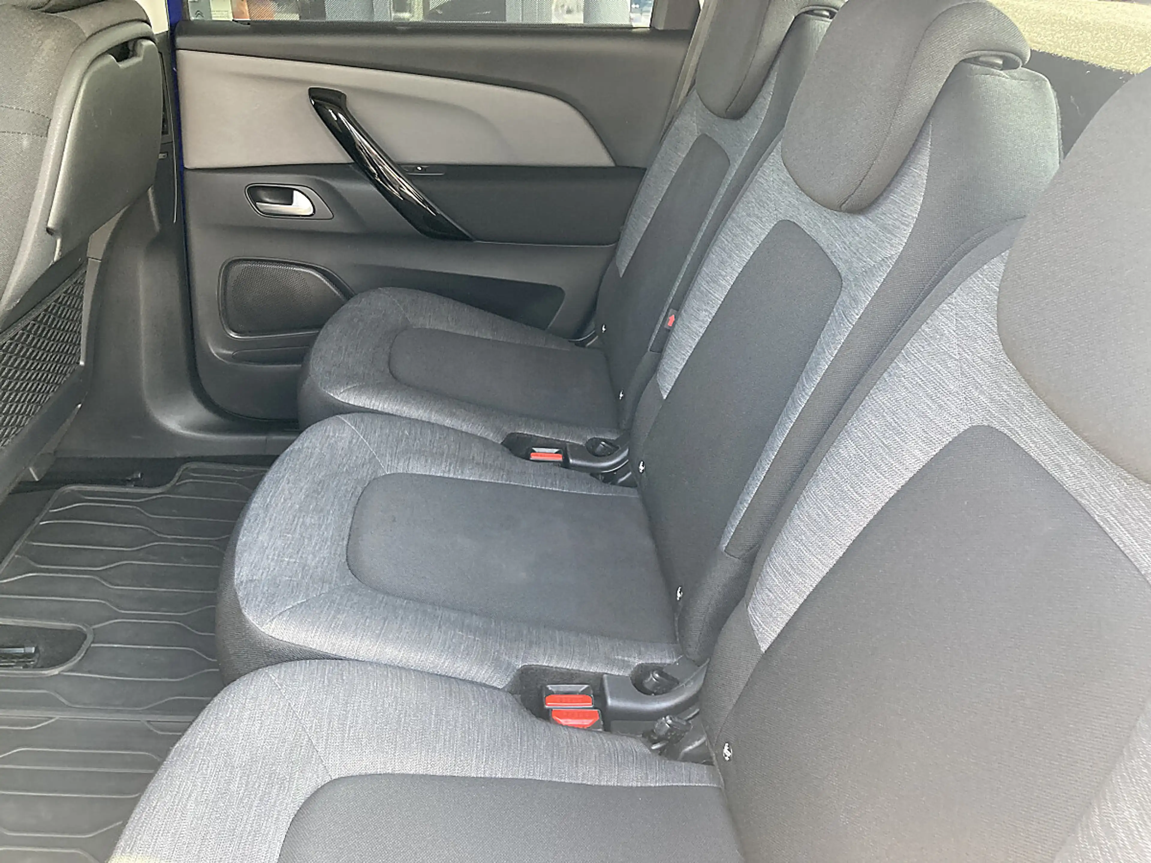 Citroen C4 SpaceTourer C4 Spacetourer BlueHDi 130 S&S 6-Gang Feel — photo 13