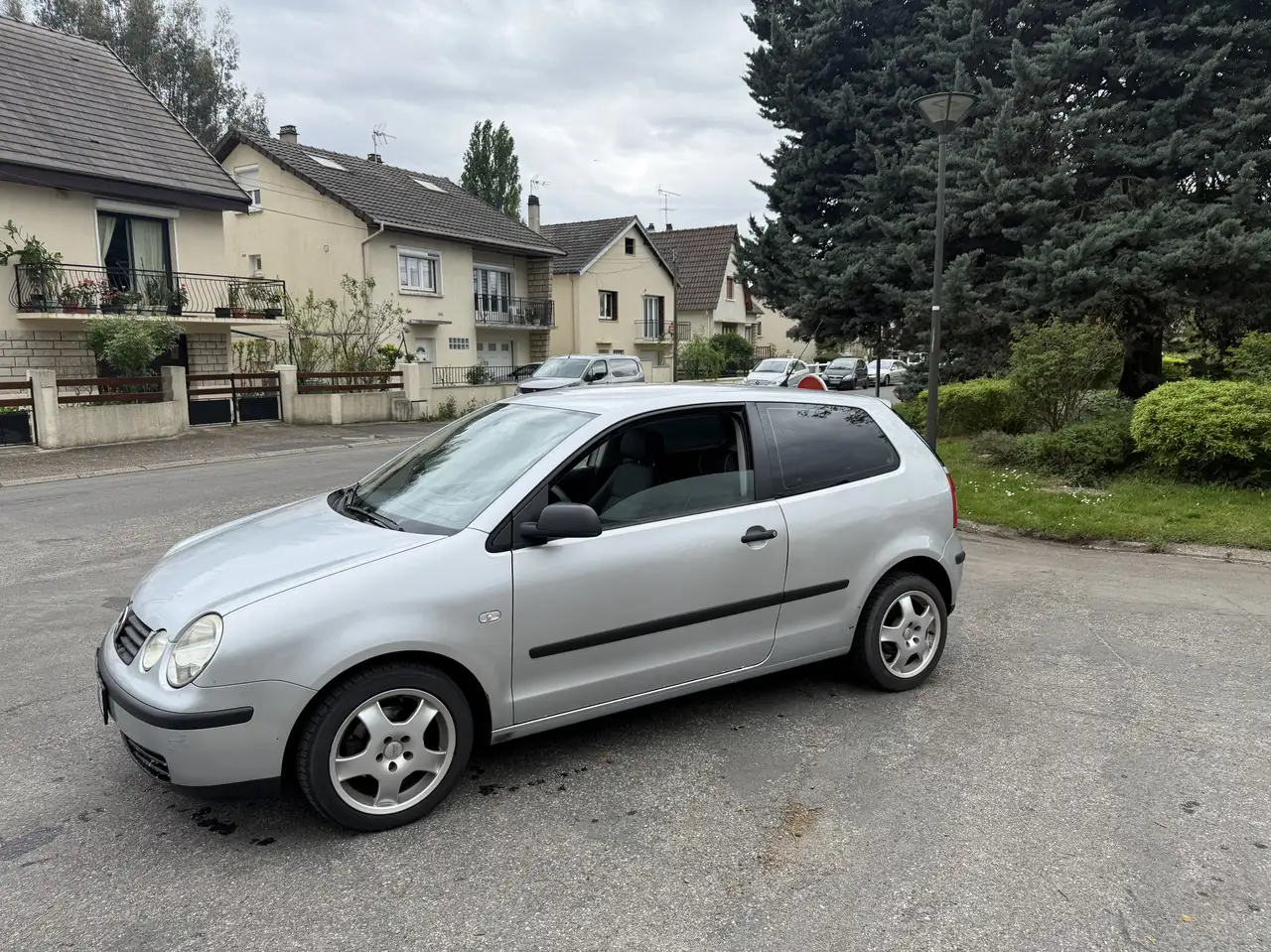 Volkswagen Polo 1.4 16V - 75 A