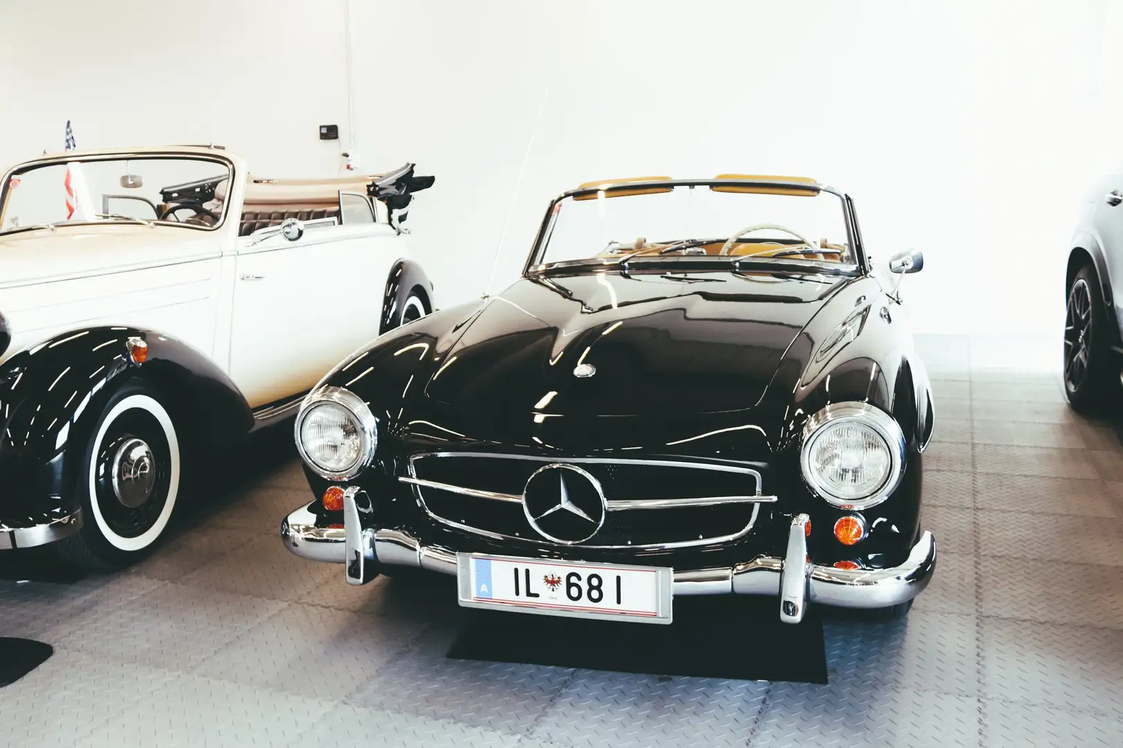 Mercedes-Benz 190 Mercedes 190 SL Cabrio Černá - 1