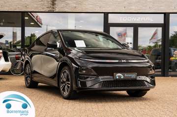 Performance AWD | Long Range | 476 pk | Panodak...