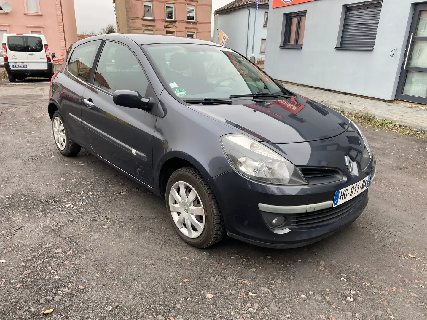 Renault Clio Clio 1.2 16V 75 Confort Pack Clim Dynamique Noir - 2