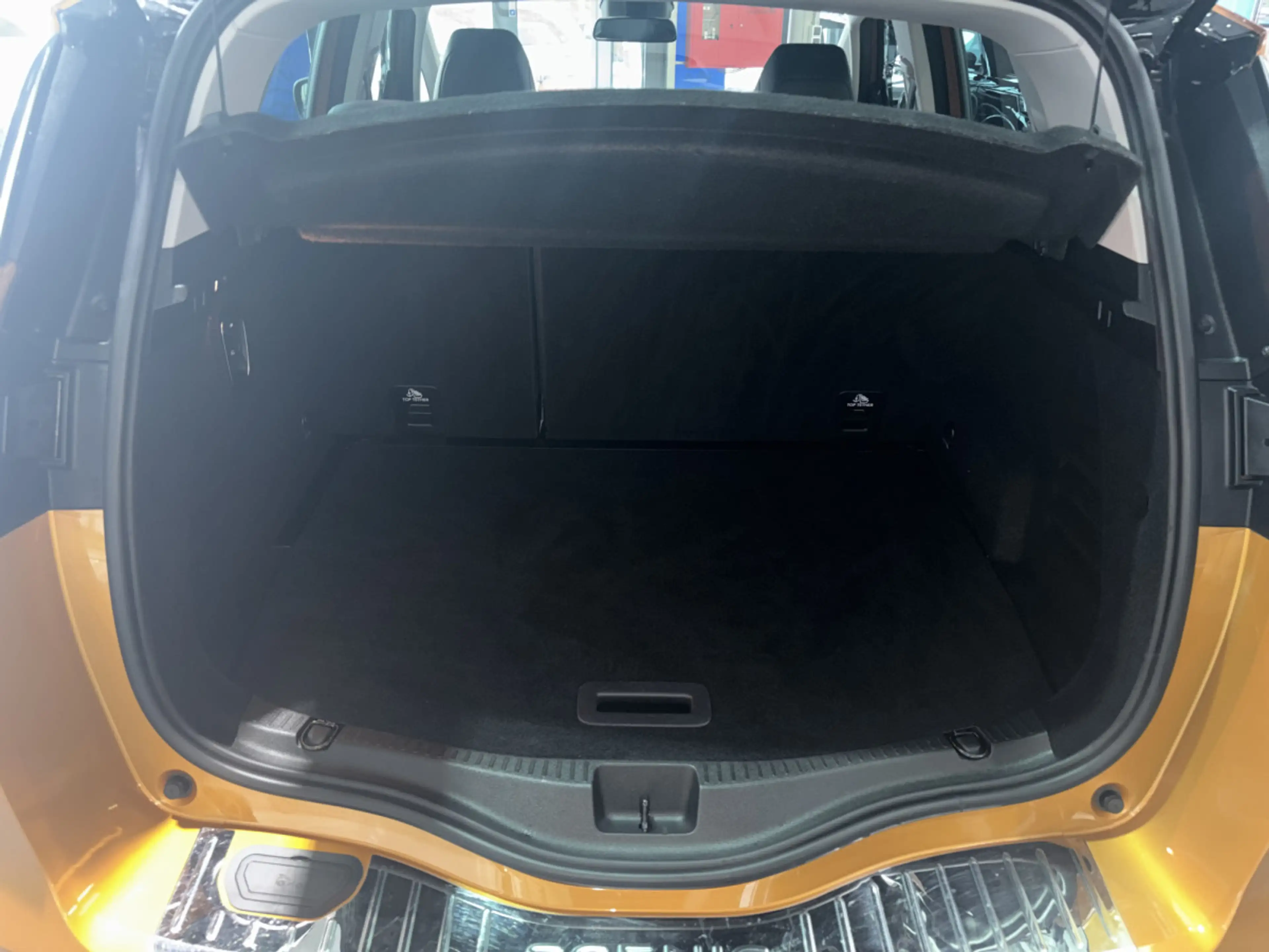 Renault Scenic 1.7 dCi INTENS — photo 14