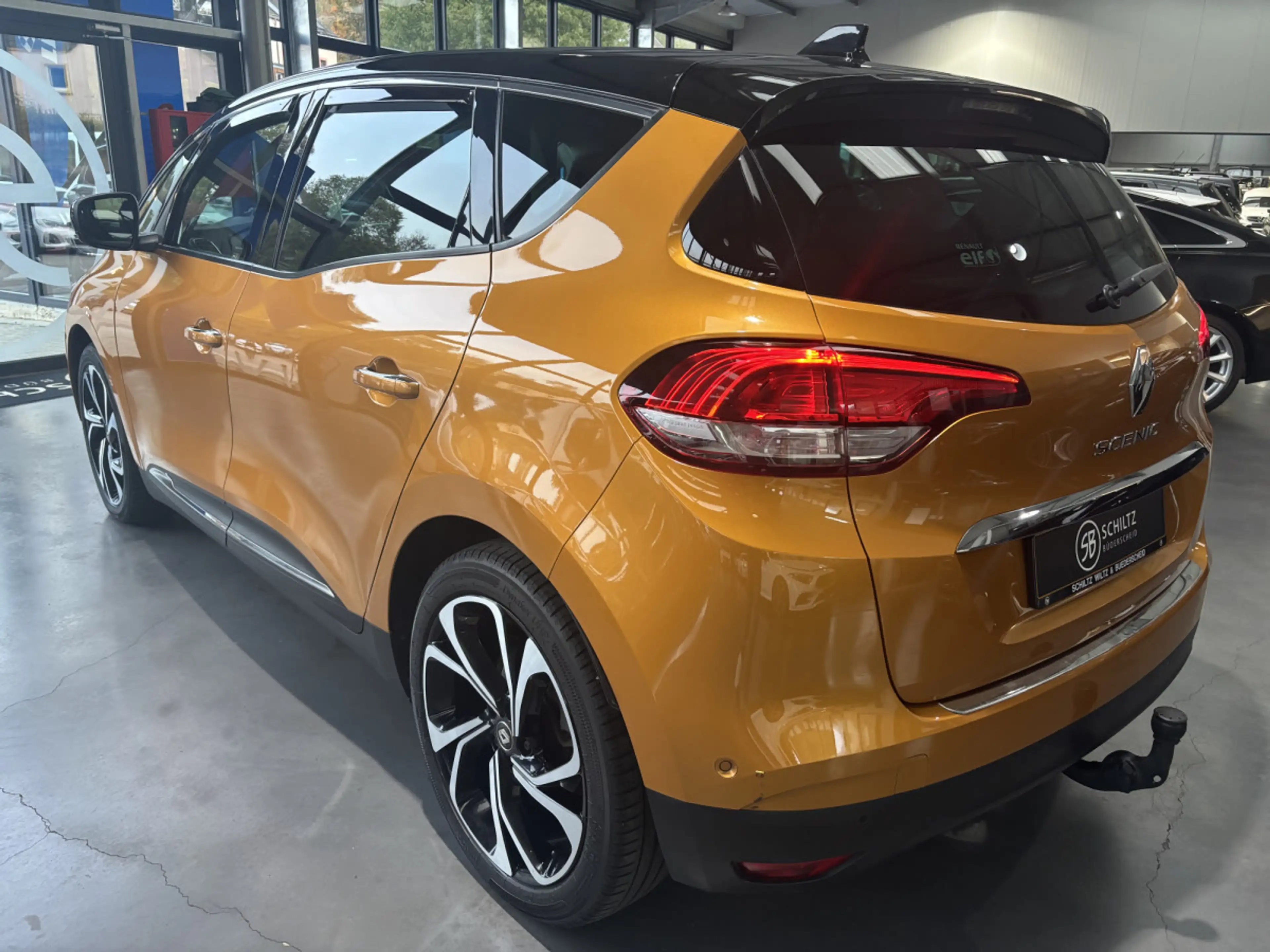 Renault Scenic 1.7 dCi INTENS — photo 5