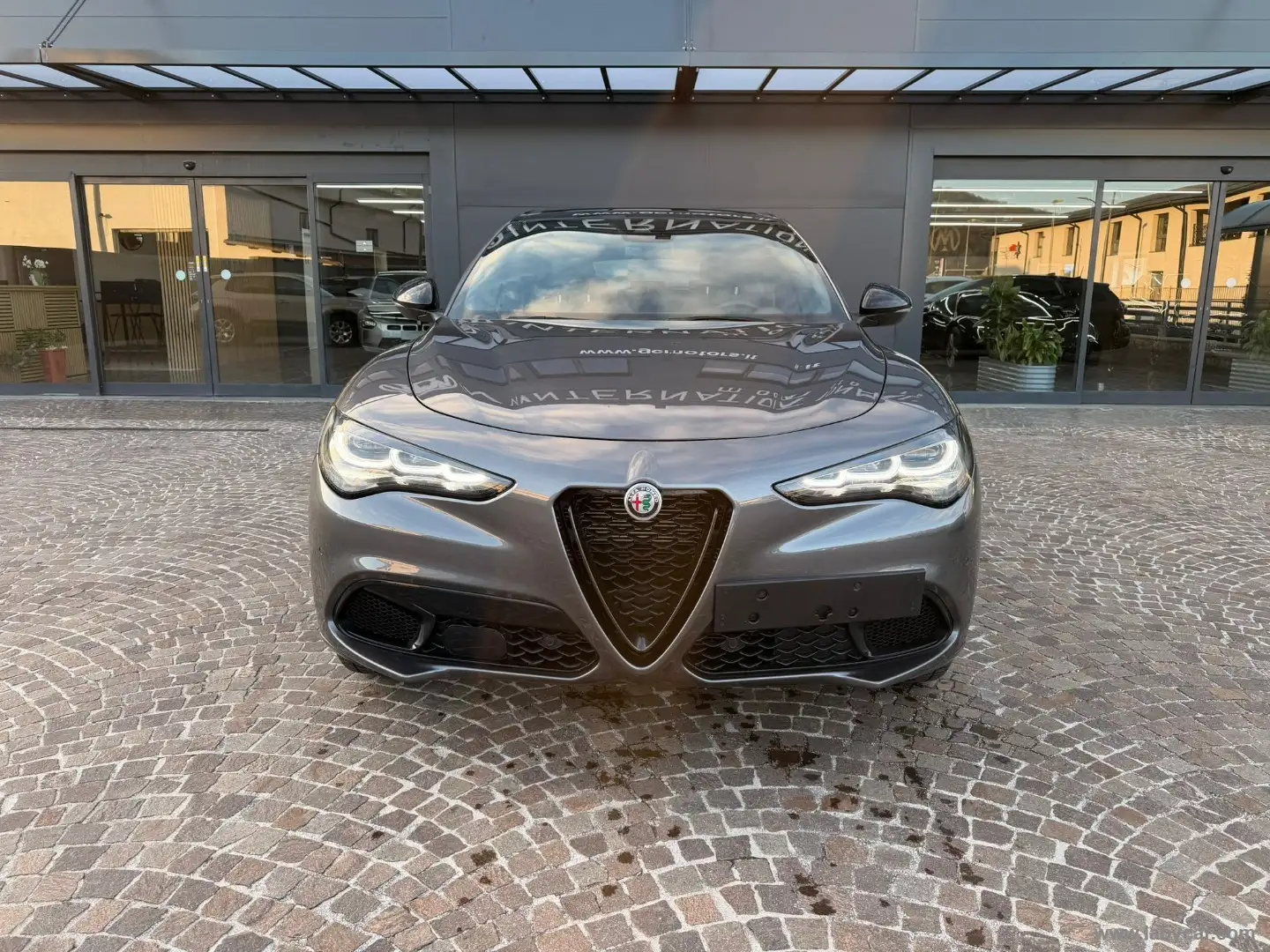 Alfa Romeo Stelvio 2.0 Turbo 280 CV AT8 Q4 Veloce Grigio - 2