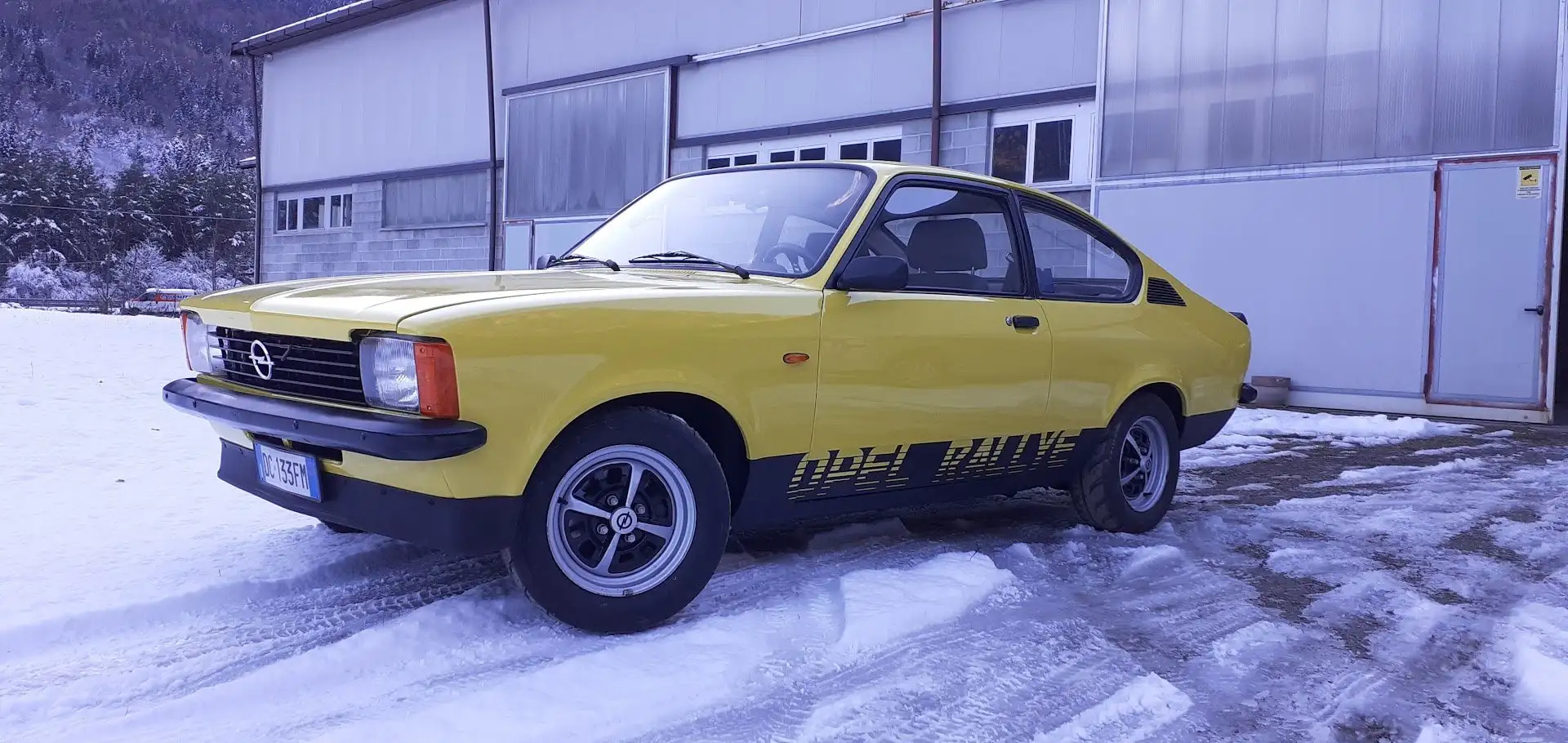 Opel Kadett gte žuta - 1