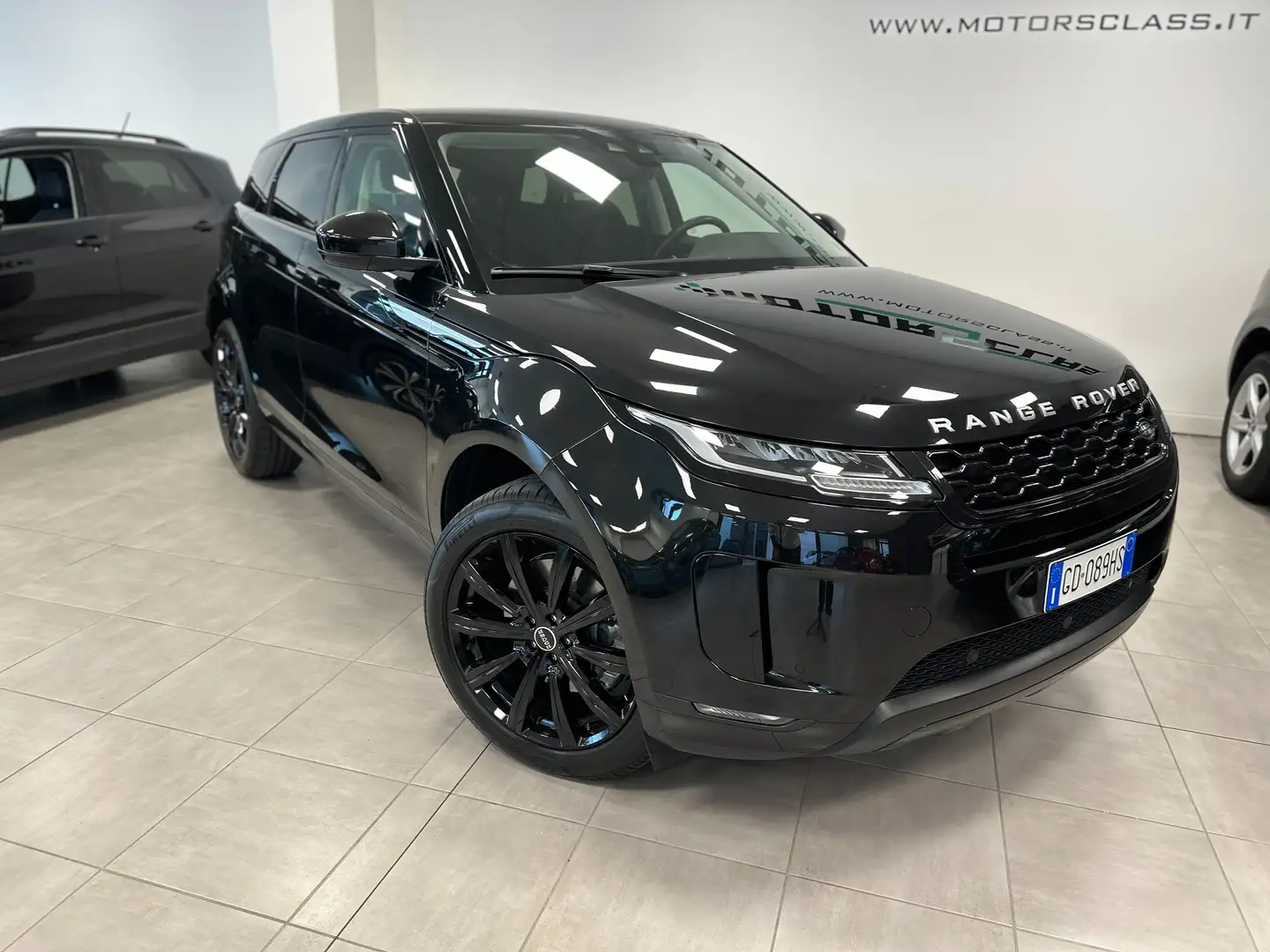 Land Rover Range Rover Evoque 2.0 Td4 D150 AWD MHEV Noir - 1