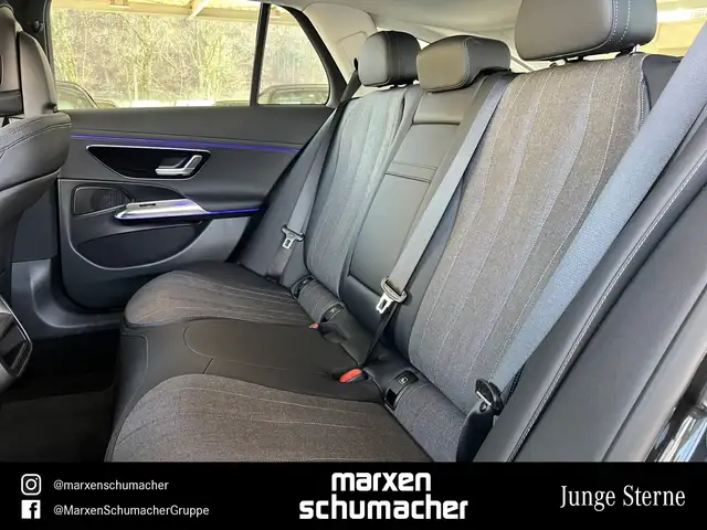 Mercedes-Benz E-Class view 11