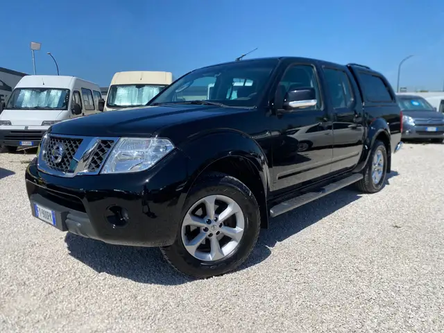 Nissan Navara Navara 2.5 dci d.cab Sport