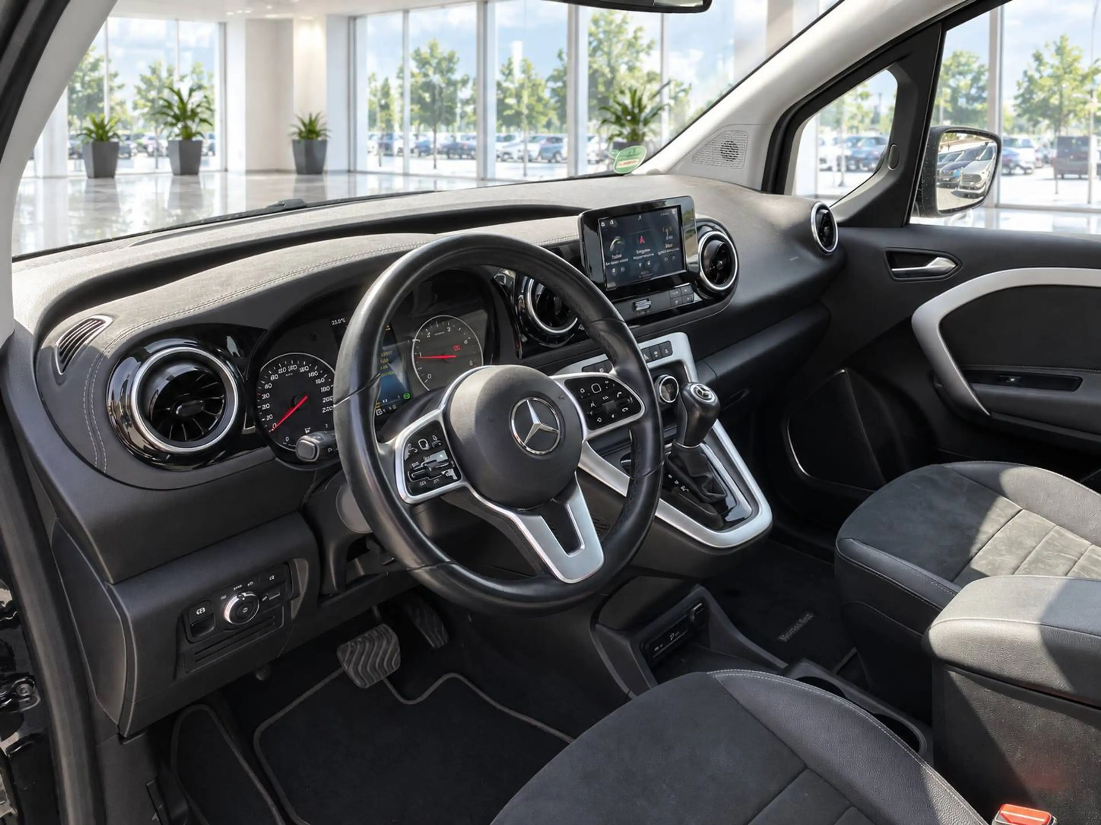 Mercedes-Benz T-Class 180 d standard Edition (420.833)NAVI/LED/SHZ/2x PDC/XENON/ — photo 7