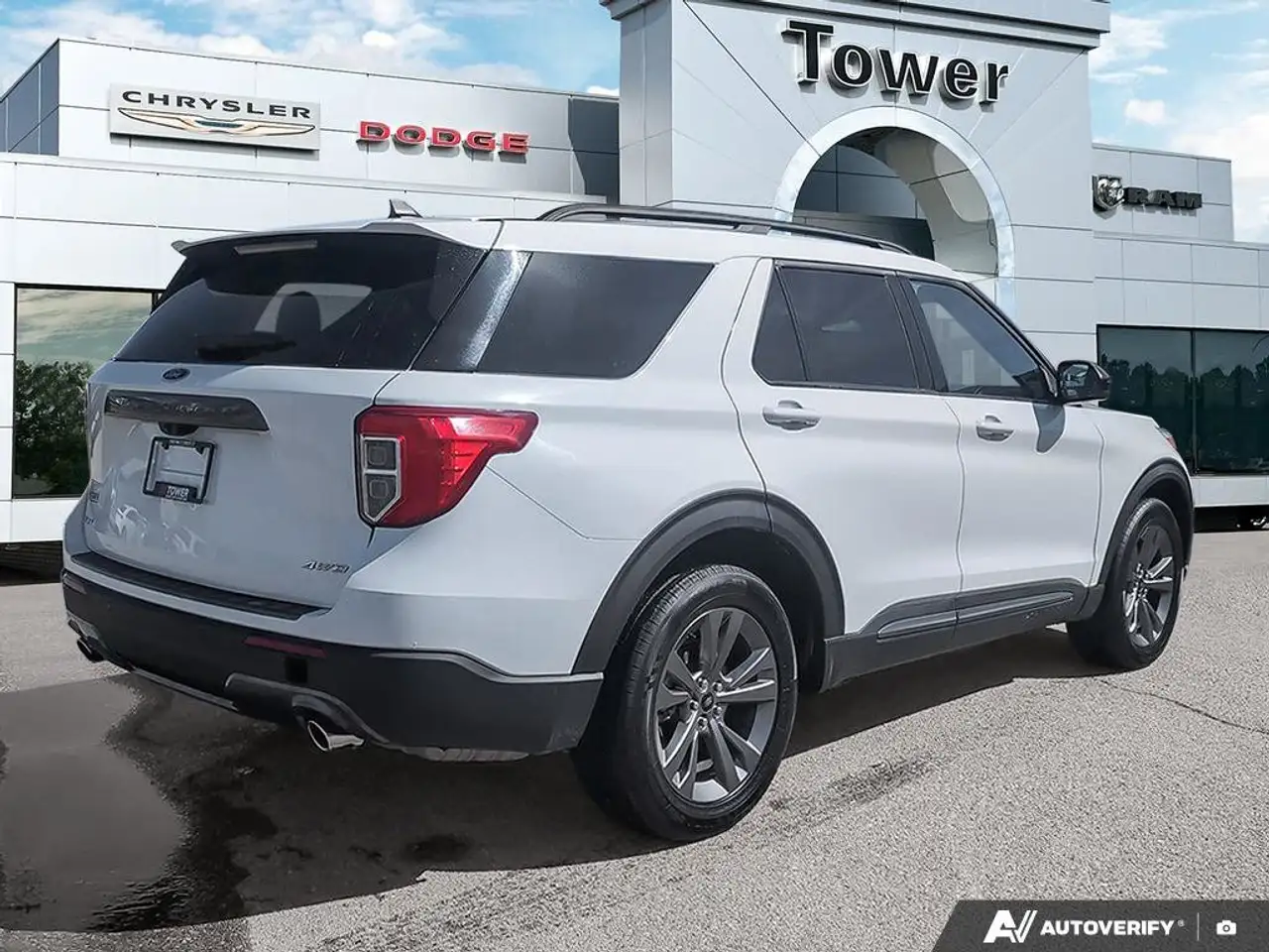 Ford Explorer снимка Ford Explorer