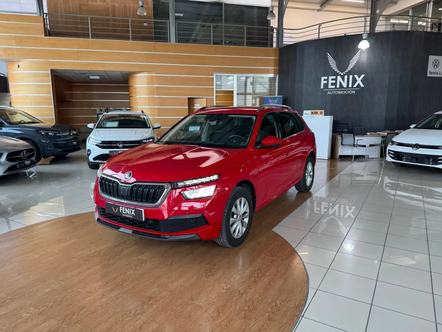 Skoda Kamiq 1.0 TSI Ambition 81kW DSG Rojo - 1