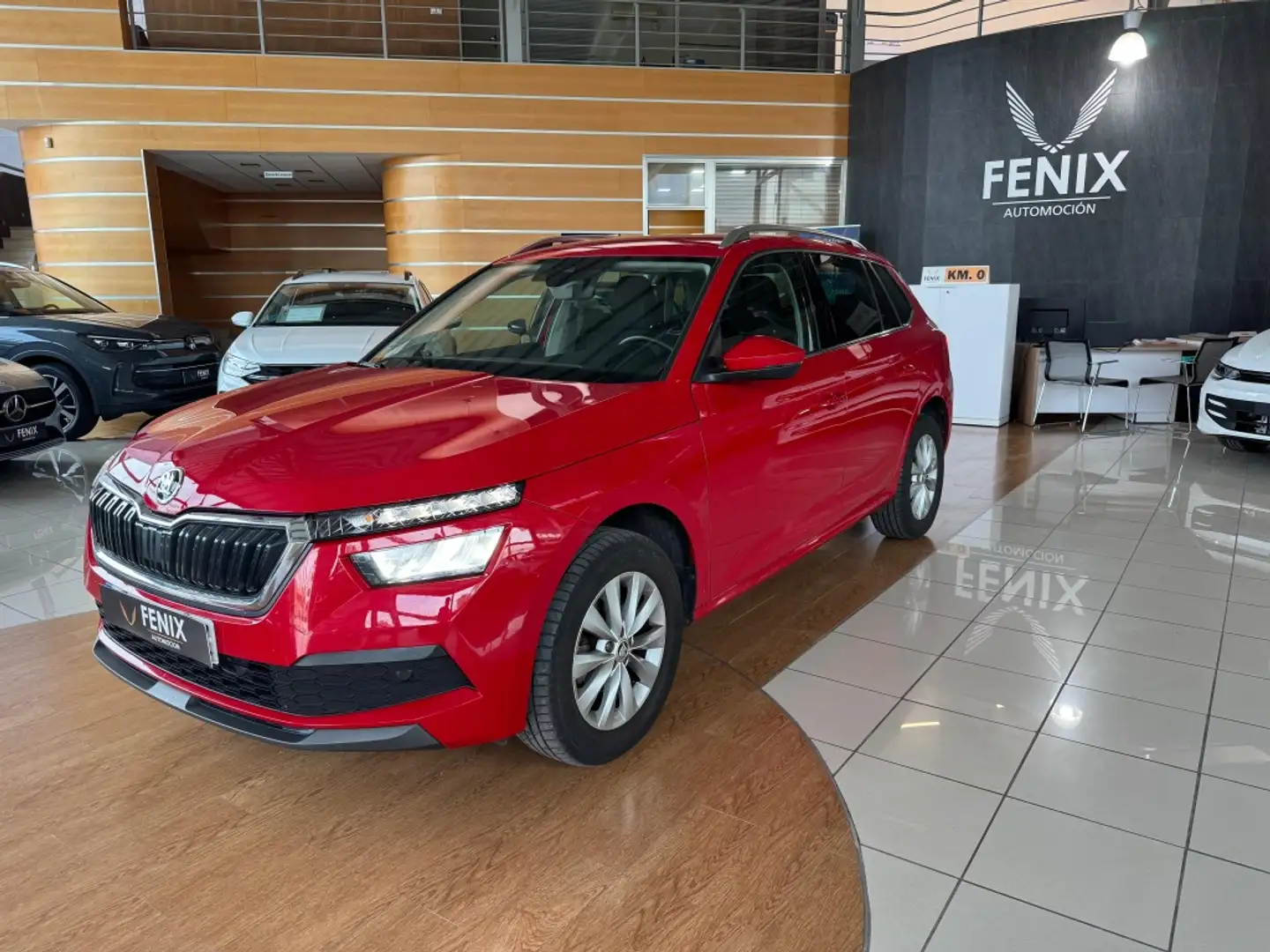 Skoda Kamiq 1.0 TSI Ambition 81kW DSG Rojo - 2