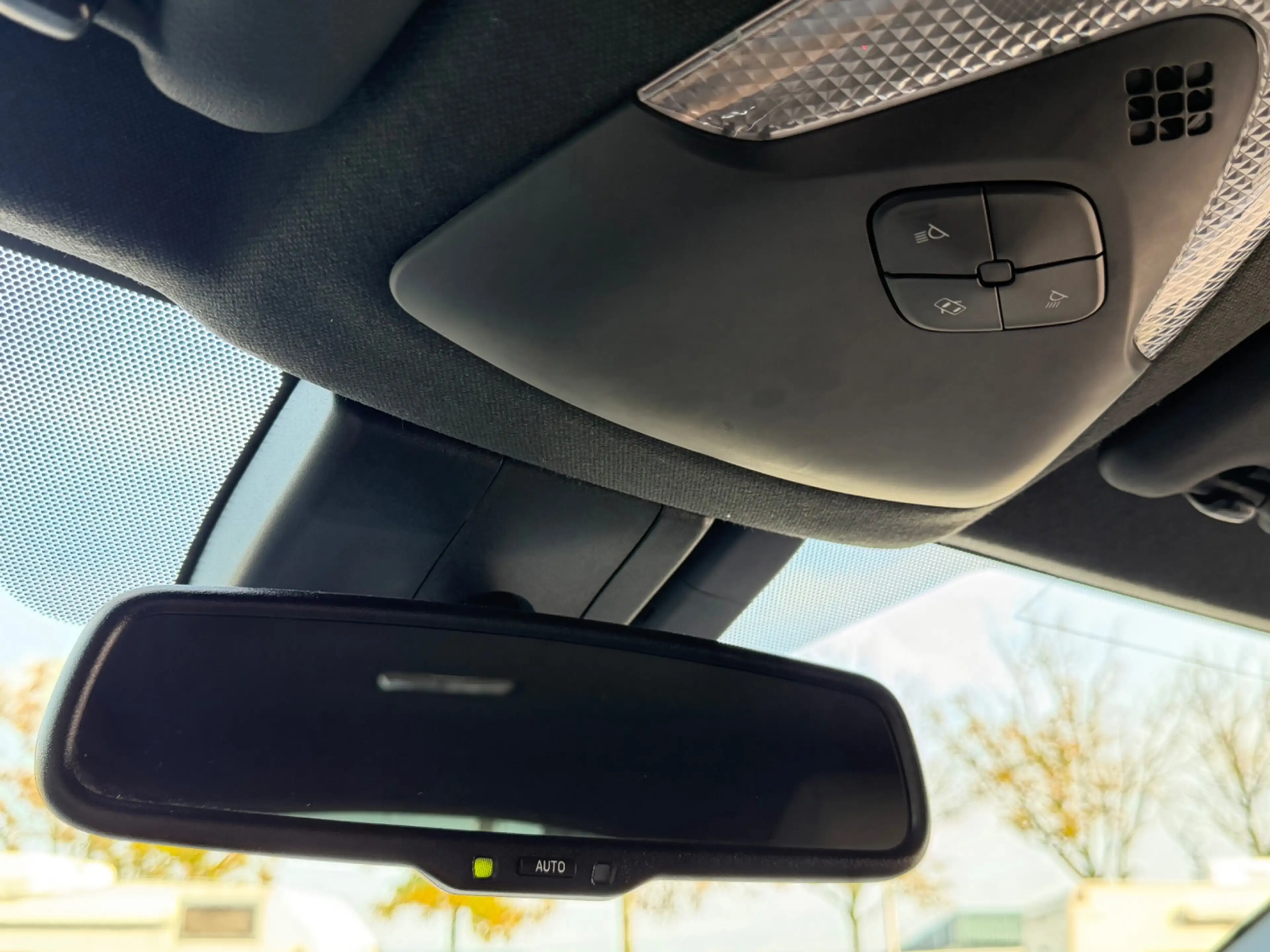 Toyota C-HR 1.8 Hybrid Style, NAP, Camera, JBL, KeyLess, Trekh — photo 48