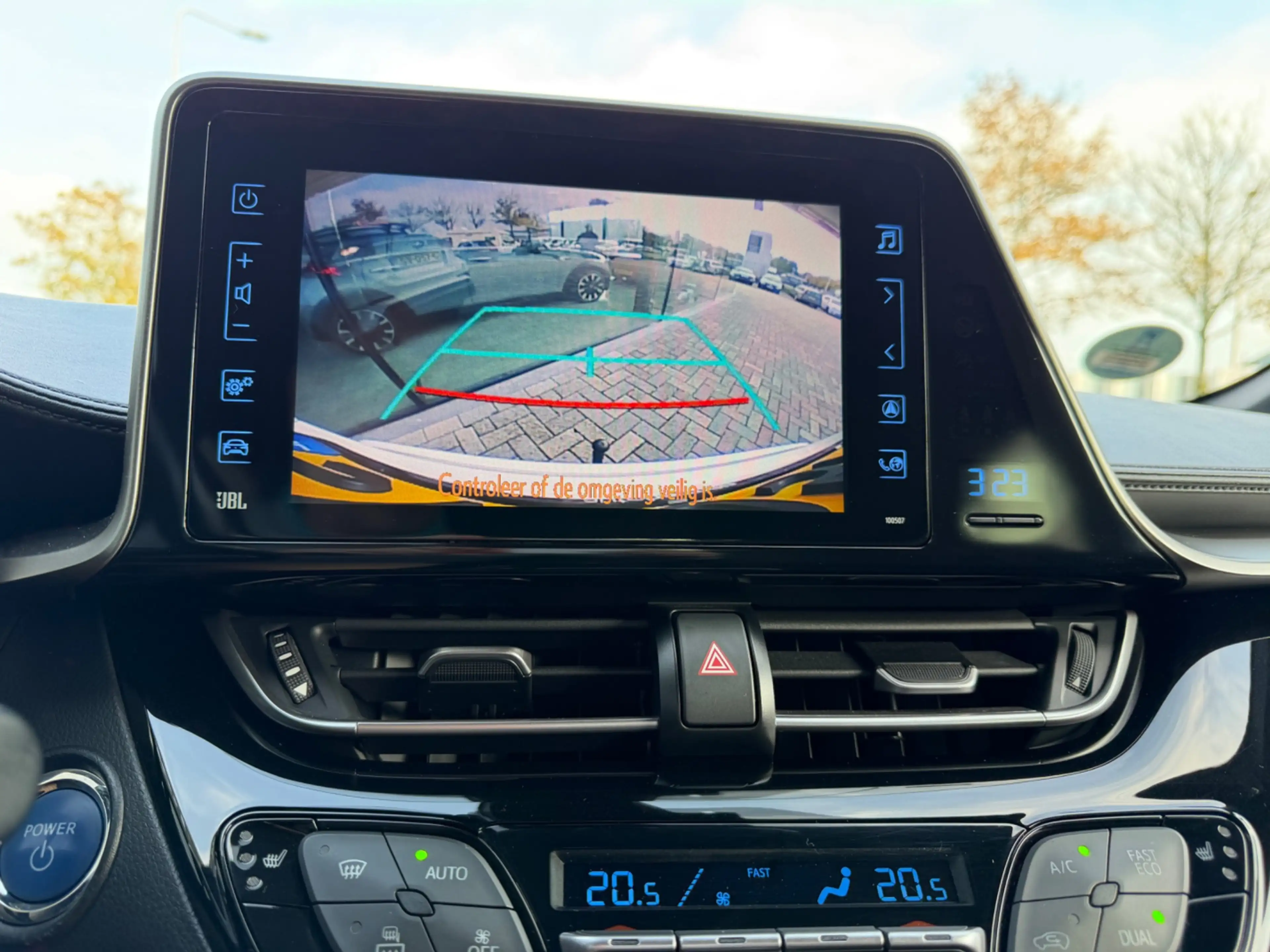 Toyota C-HR 1.8 Hybrid Style, NAP, Camera, JBL, KeyLess, Trekh — photo 18