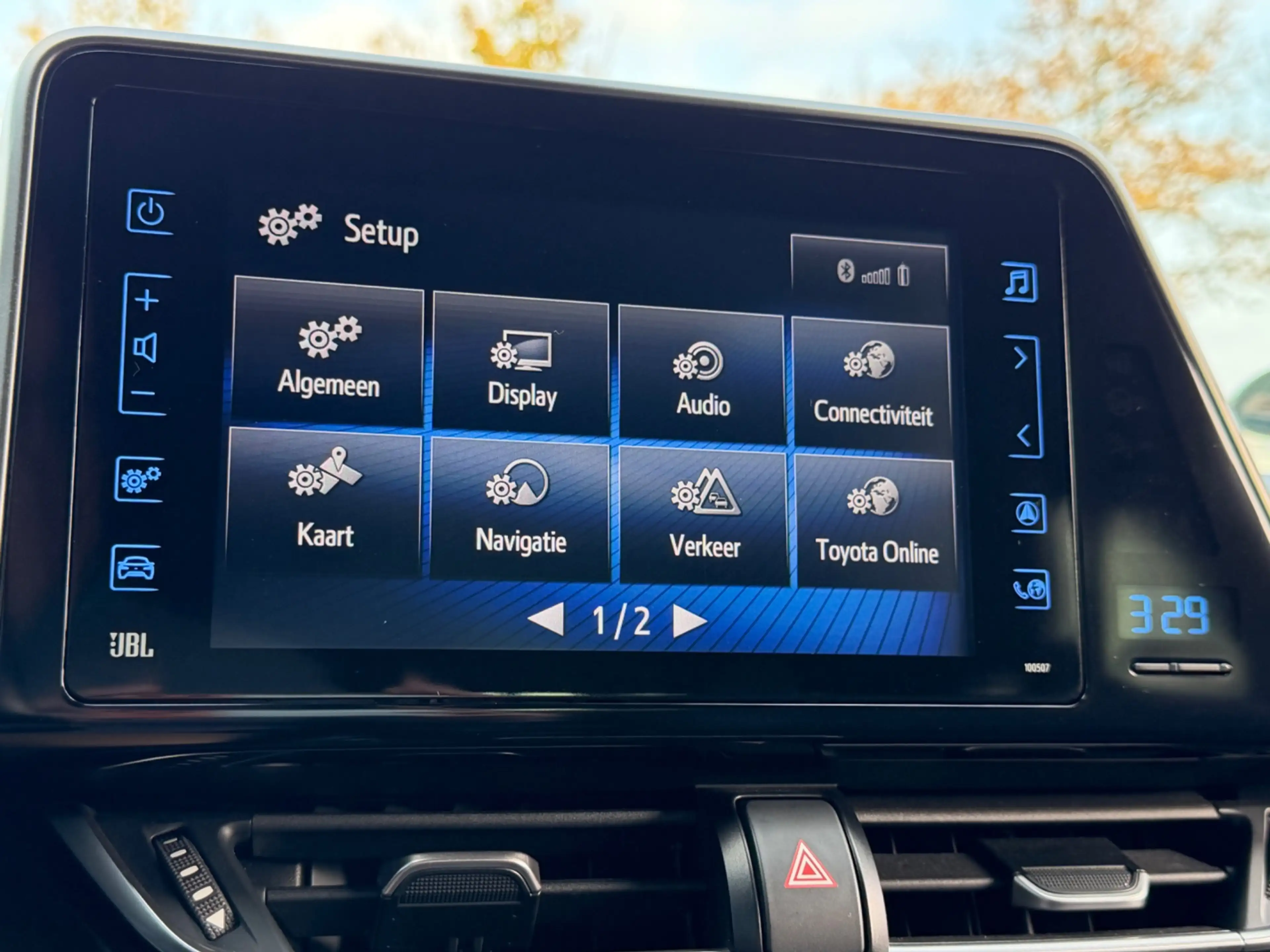 Toyota C-HR 1.8 Hybrid Style, NAP, Camera, JBL, KeyLess, Trekh — photo 35