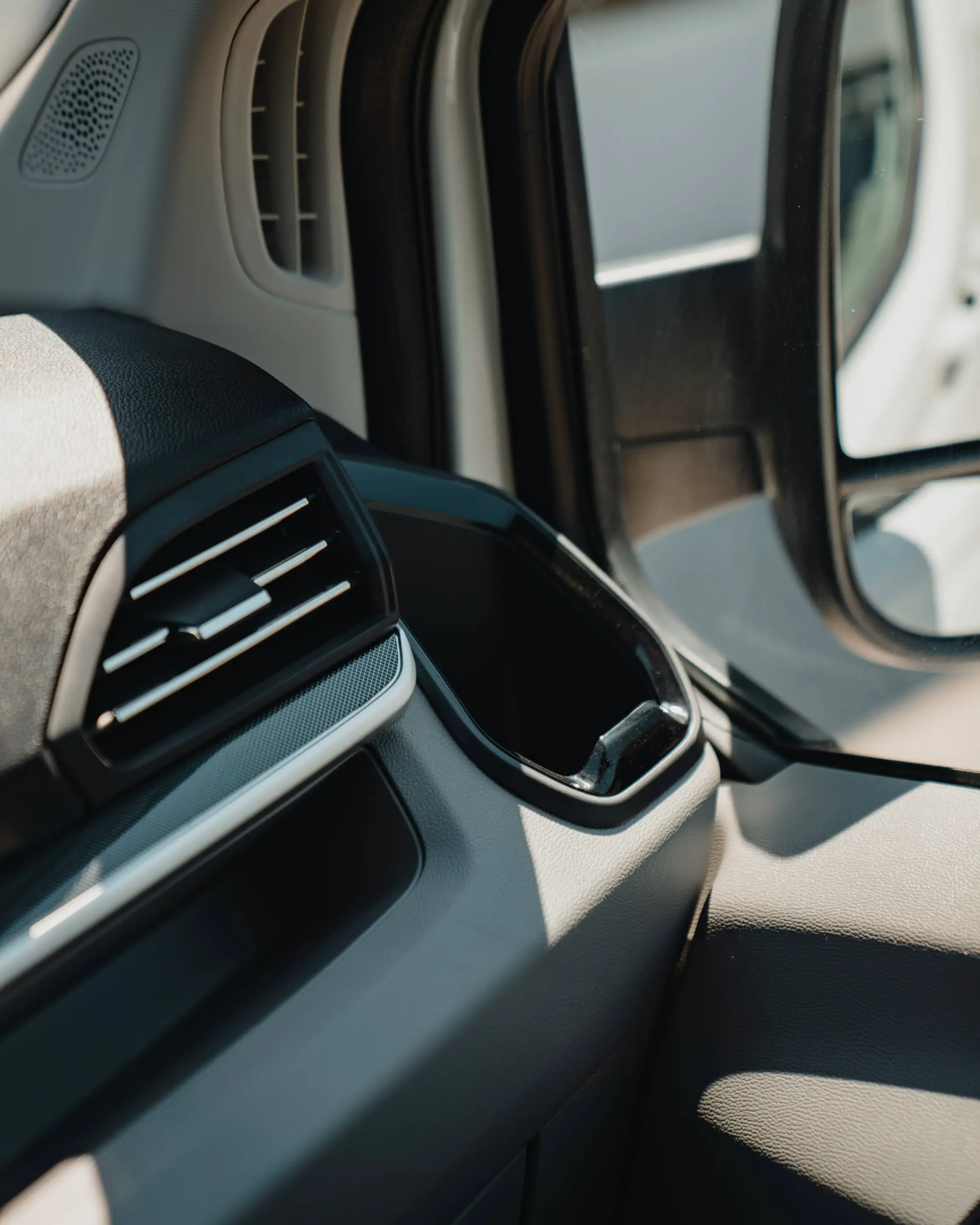 Maxus Deliver 9 Deliver 9 2.0 L3H2 Kasten *Kamera*Temp*Keyless*SHZ* — photo 6