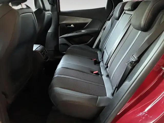 Peugeot 3008 view 8