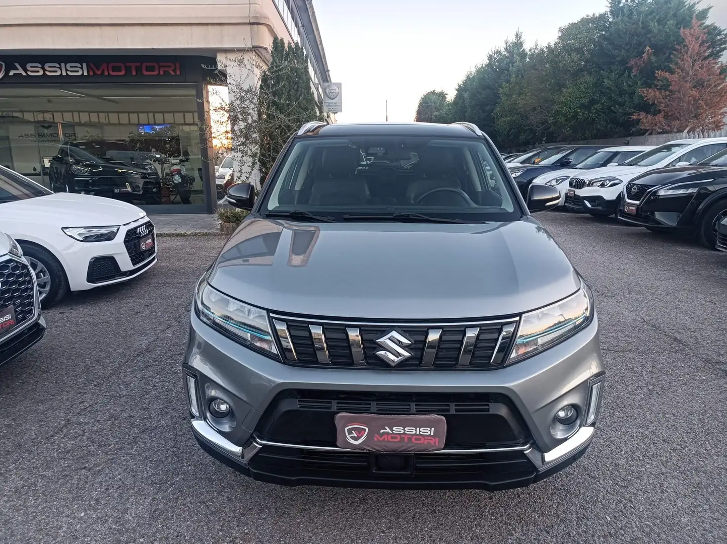 Suzuki Vitara 1.4h Starview 4wd allgrip auto Gris - 2