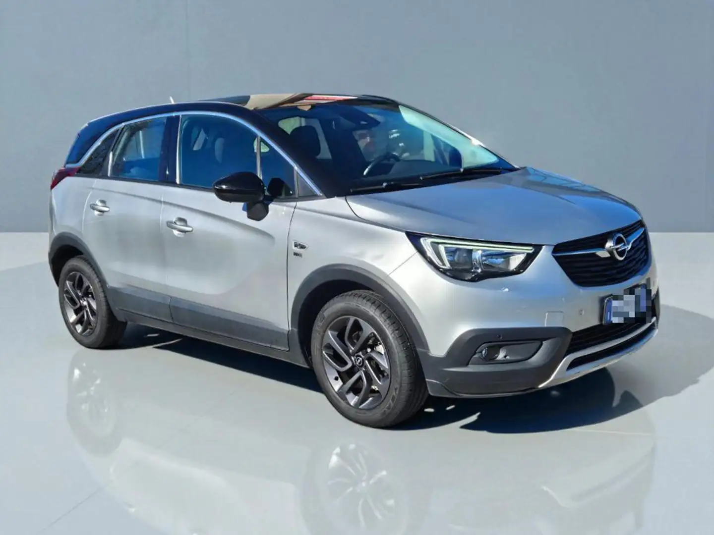 Opel Crossland X 1.5 ECOTEC D 102 CV Start&Stop Innovation Silber - 1