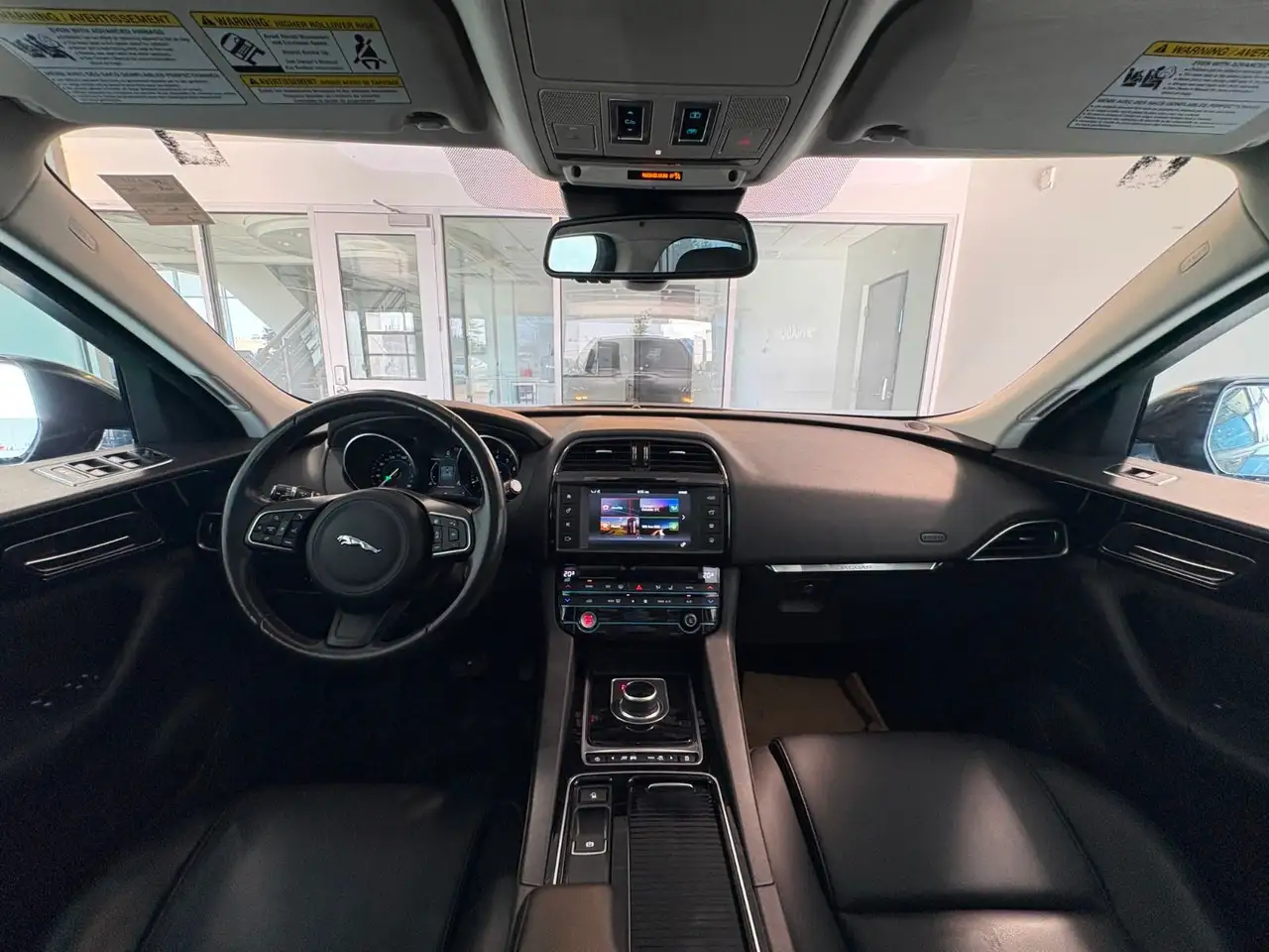 Jaguar F-Pace снимка Jaguar F-Pace