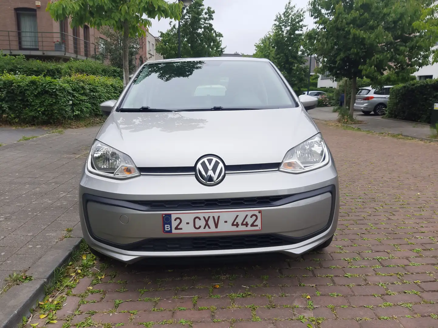 Volkswagen up! VW UP 1.0cc  essence/CNG  12/2018 "95000km" Argent - 2