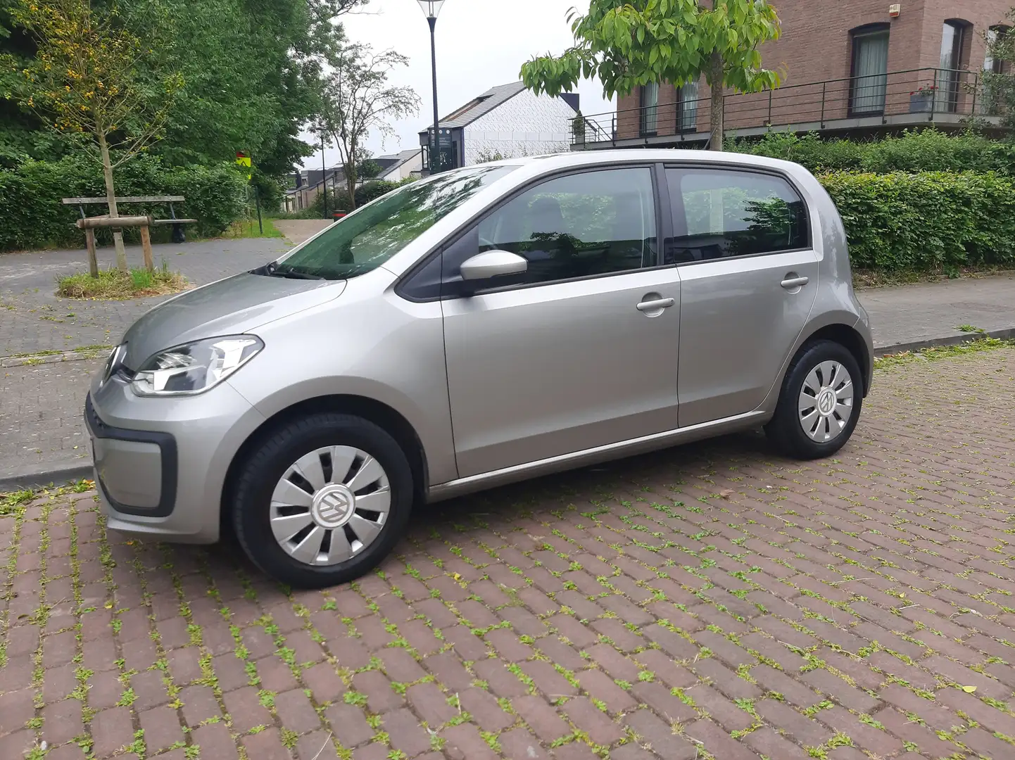 Volkswagen up! VW UP 1.0cc  essence/CNG  12/2018 "95000km" Argent - 1