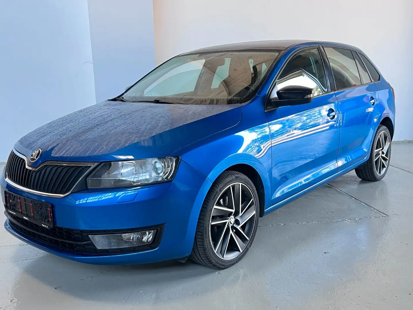 Skoda Rapid/Spaceback Spaceback Emotion Plus 1.2 Blau - 1