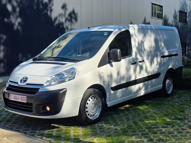 Toyota Proace 2.0 D / Airco / Cruise controle / 2x schuifdeuren