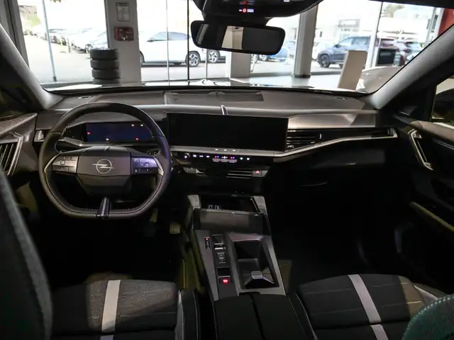 Opel Grandland view 9
