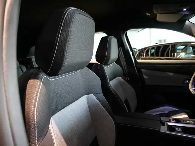 Opel Grandland view 12