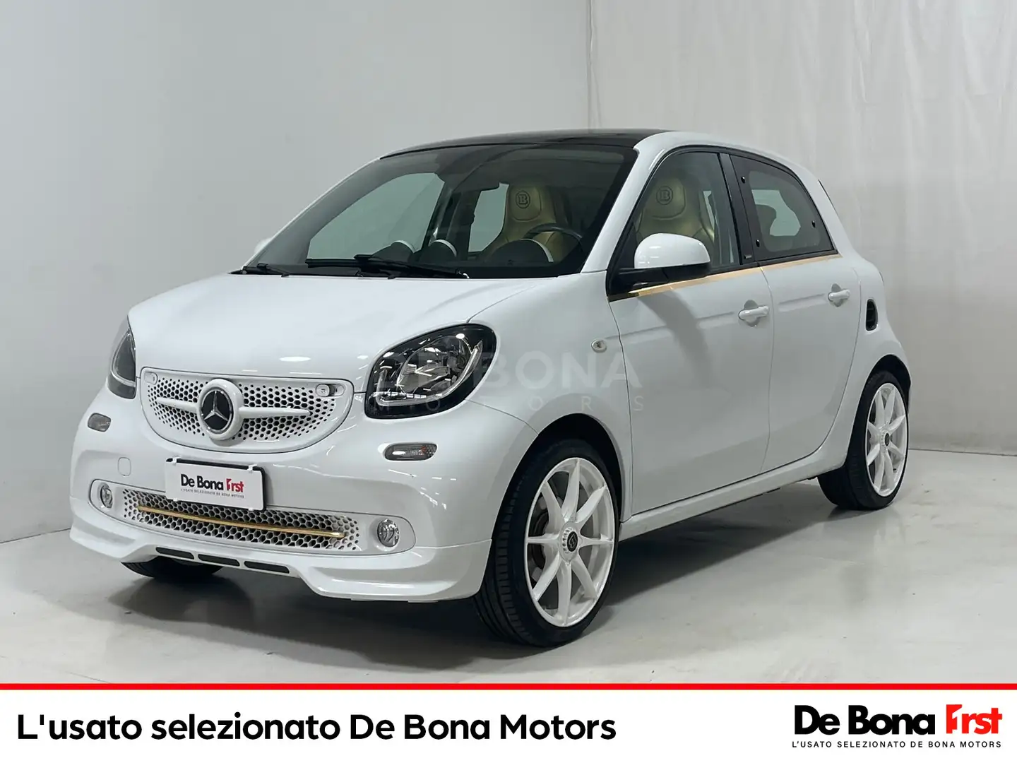 smart forFour 0.9 t youngster 90cv twinamic Blanc - 1