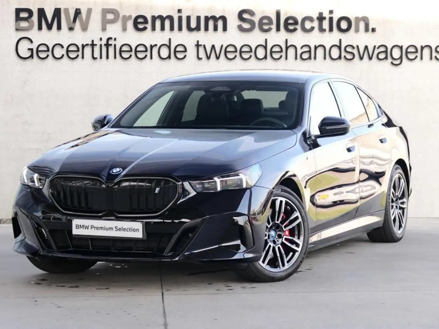 BMW i5 eDrive40 Berline M Sport Noir - 1