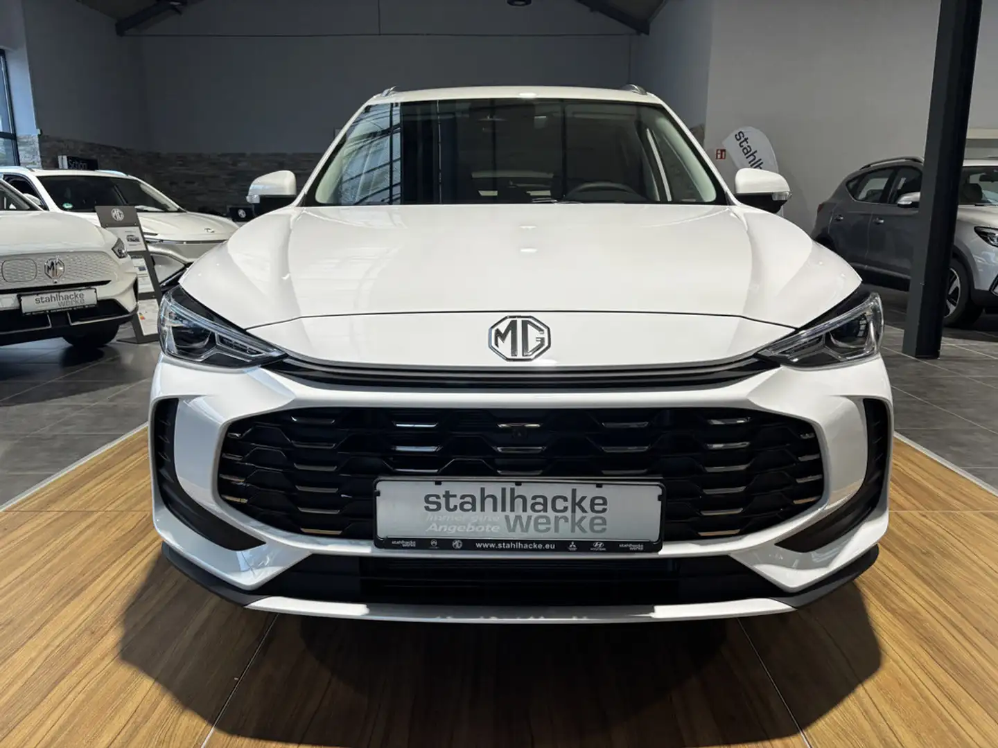 MG ZS Hybrid+ Luxury / Preis gilt nur bei Finanzierung Weiß - 2