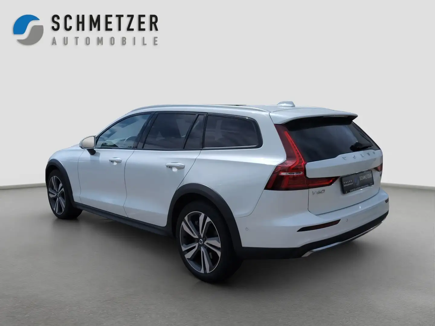 Volvo V60 Cross Country V60CC+B5+AWD-GT+Plus+Standhzg+AHKsemi+360°Kamera Weiß - 2