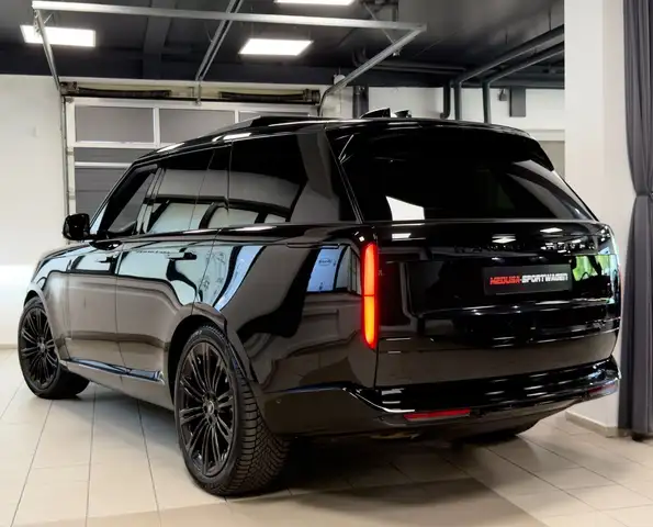 Land Rover Range Rover view 6