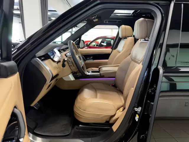 Land Rover Range Rover view 14