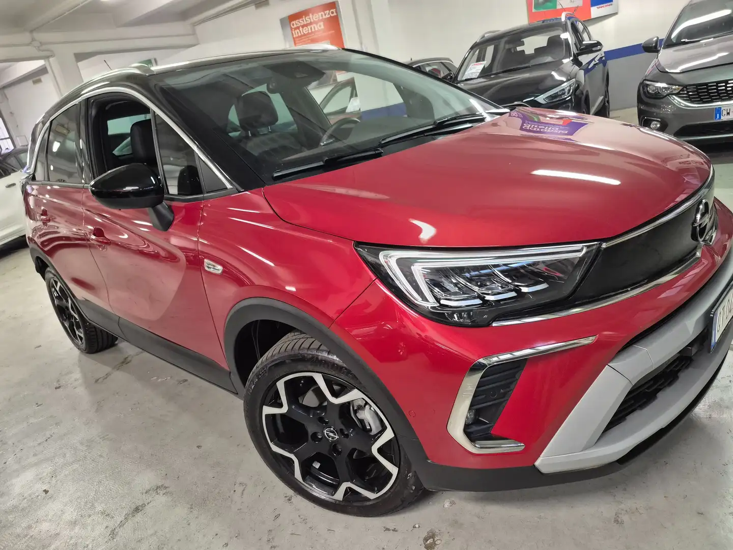 Opel Crossland 1.2 TURBO-BZ 110CV "ULTIMATE", SOLO 6.000KM!!! Rood - 1