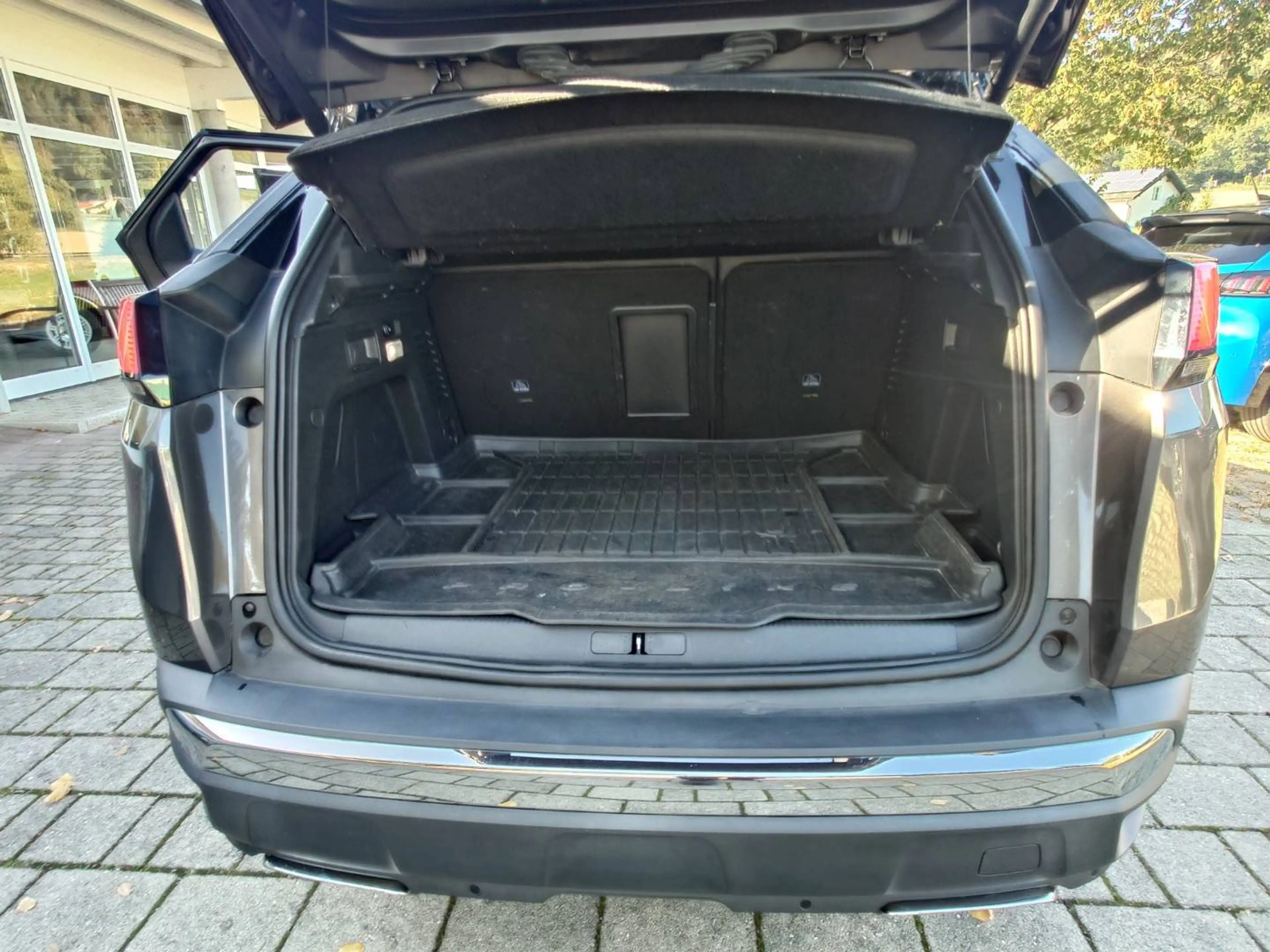 Peugeot 3008 Allure GT Line PureTech 130 *ACC*360°Kamera*NAVI*DAB*GT-Line Paket*Top Zustand* — photo 15